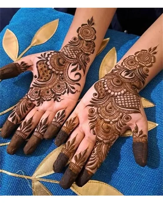 Bold Mandala Centerpiece New Henna Design latest%20designs Mehndi Design Bold Mandala Centerpiece New Henna Design latest%20designs Mehndi Design